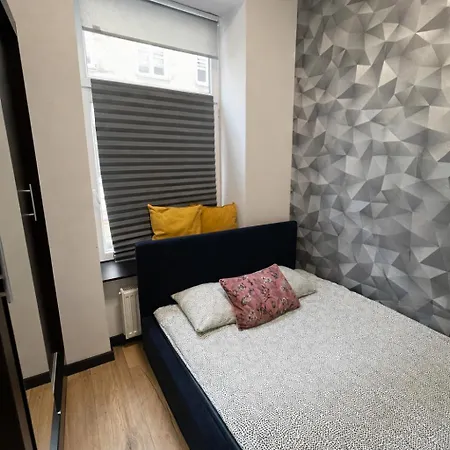 Hola Piotrkowska Apartman